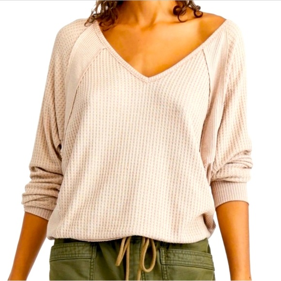 Free People Tops - NEW Free People Santa Clara waffle weave dolman sleeve oversized v-neck shirt.